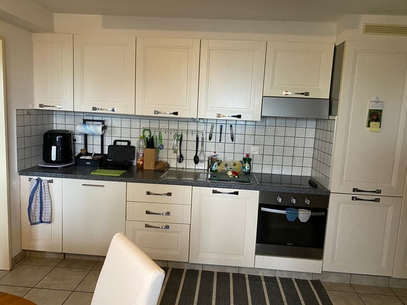 Helle 4.5-Zimmer-Wohnung in Aeschi bei Spiez – Ruhige Lage mit schöner Aussicht (2)