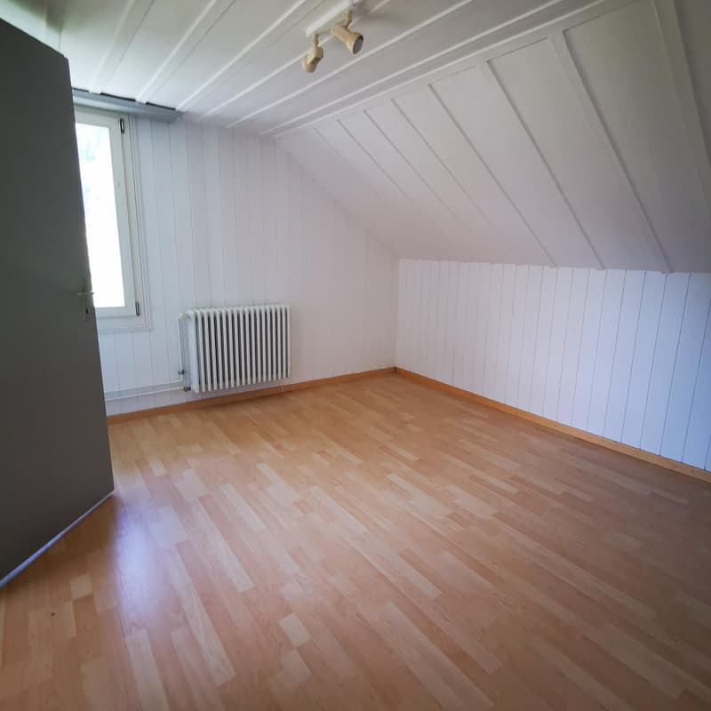 Günstige 4.5-Zimmer-Wohnung in Bärau (6)