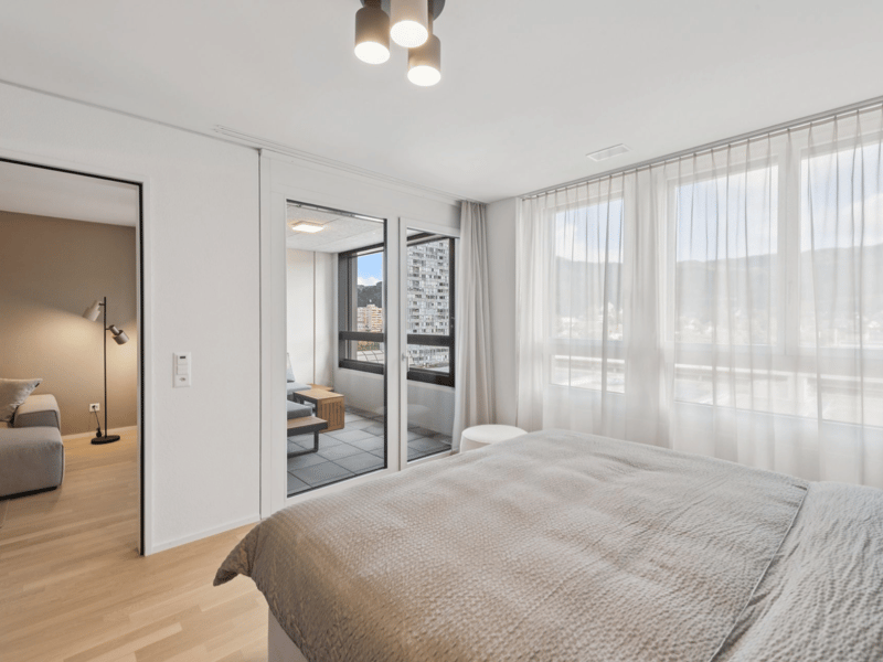 Möblierte Apartments mit Madrid Flair  direkt im grössten Shoppingcenter der Schweiz! (10)