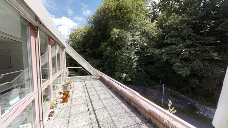 Spacieux bureaux de 12 pièces avec balcon et vue panoramique à Vevey avec 4 places de parking (5)