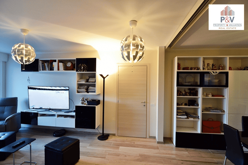 BELL'APPARTAMENTO 3.5 COMPLETAMENTE RIATTATO A PARADISO (4)