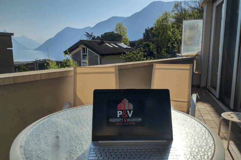 BELL'APPARTAMENTO 3.5 COMPLETAMENTE RIATTATO A PARADISO (6)