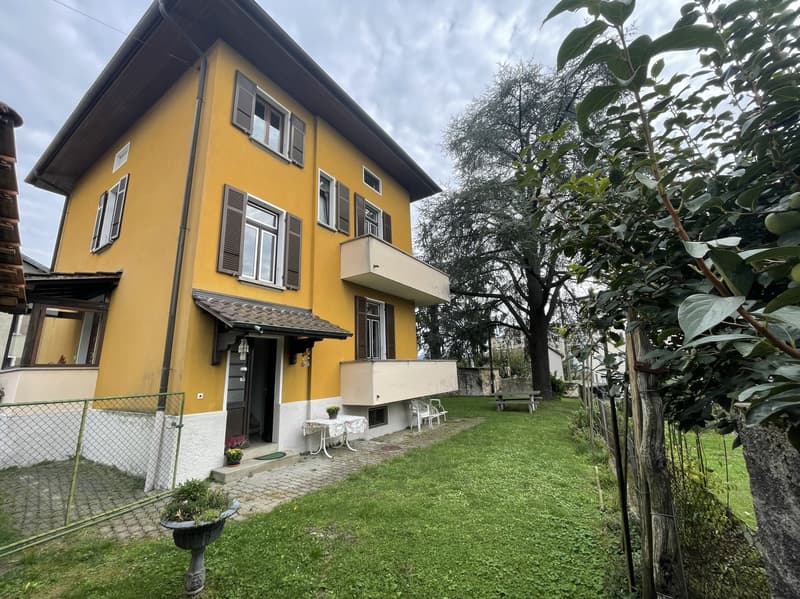 BELLA ED AMPIA CASA 5.5 CON GIARDINO E BOX DOPPIO (2)