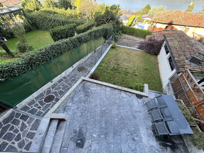 INTERESSANTE CASA 4.5 CON INCANTEVOLE VISTA LAGO (11)