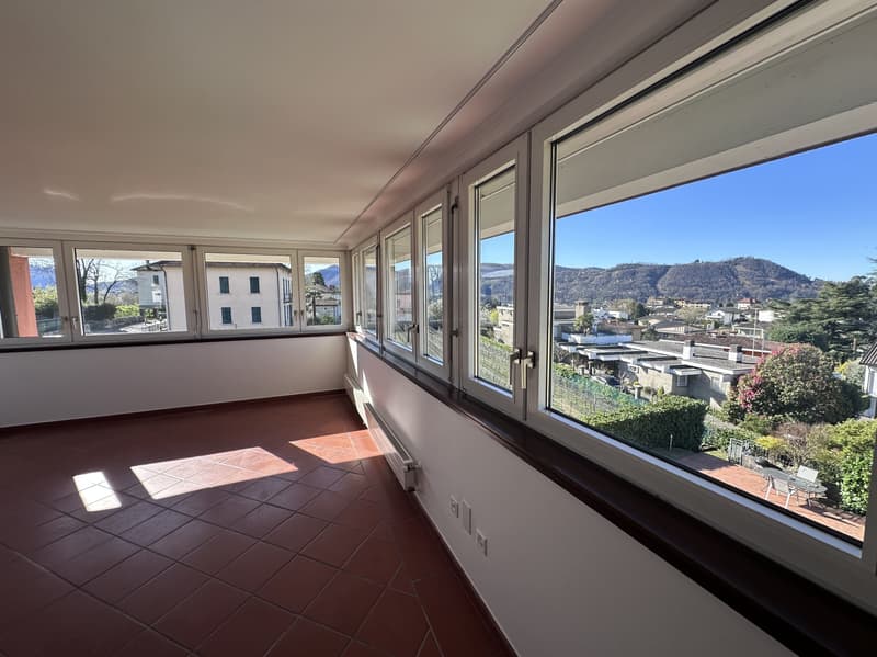 IMPERDIBILE ATTICO 4.5 CON PISCINA E VISTA PANORAMICA (6)