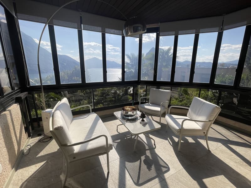 SPETTACOLARE DUPLEX 5.5 CON MAGNIFICA VISTA LAGO (9)
