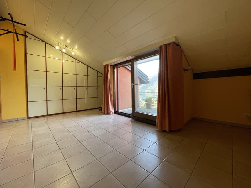 INTERESSANTE CASA 4.5 CON INCANTEVOLE VISTA LAGO (7)