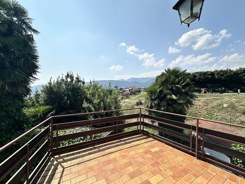 IMPERDIBILE CASA UNIFAMILIARE SU FONDO EDIFICABILE (10)