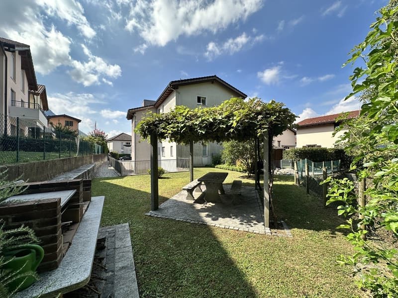 CURATO E MODERNO 3.5  A VILLA LUGANESE CON GRANDE TERRAZZA (11)