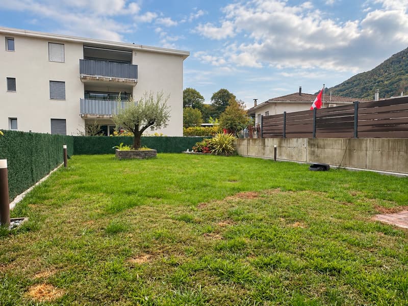 MODERNO E RECENTE 3.5 CON GIARDINO A RIVERA (13)
