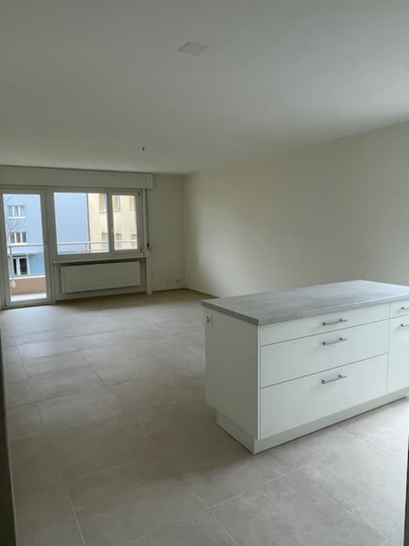Appartement 2 pièces rénové avec balcon à Cortaillod (2)