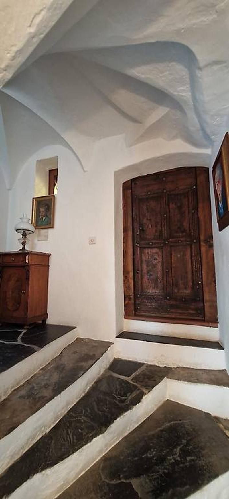 DE L'EXCEPTIONNEL AU COEUR DU BOURG MEDIEVAL DE SAILLON (8)