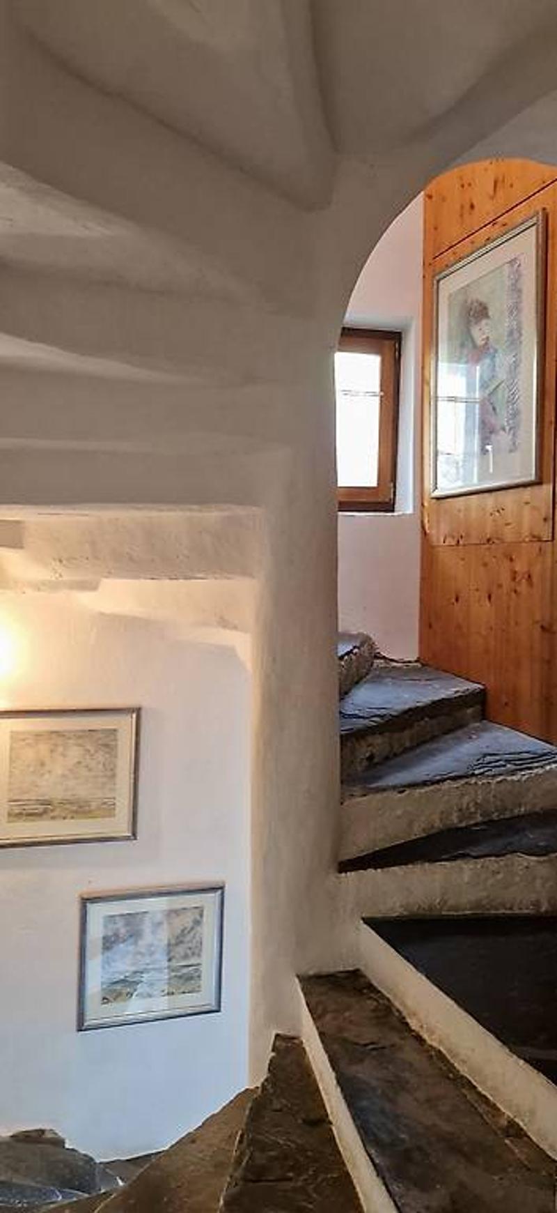 DE L'EXCEPTIONNEL AU COEUR DU BOURG MEDIEVAL DE SAILLON (9)