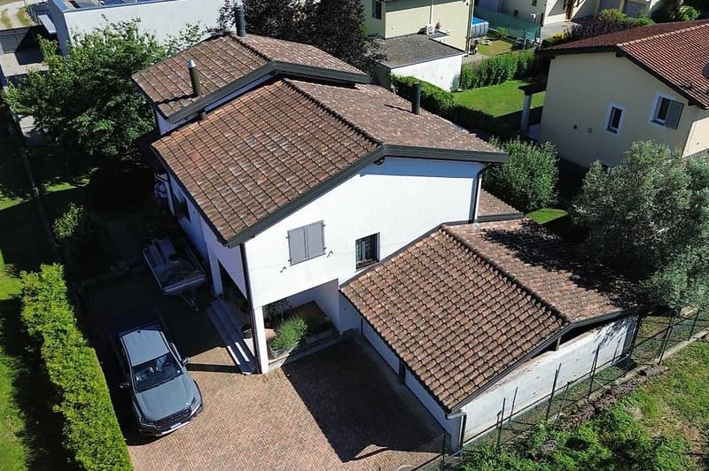 Ligornetto Casa unifamiliare con ampio giardino (10)