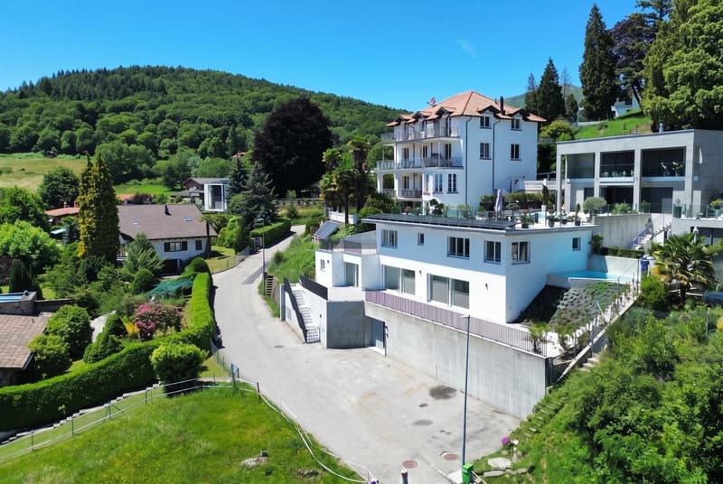 Cademario – Esclusiva villa con piscina e spettacolare vista lago (15)