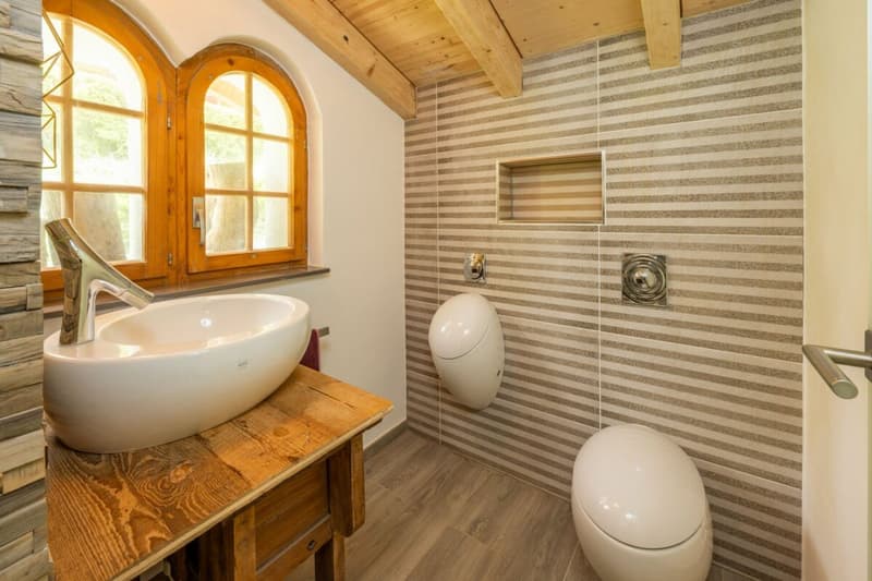 Chalet Alpino Svizzero - Alpi Vallesane - Seconda Casa (10)