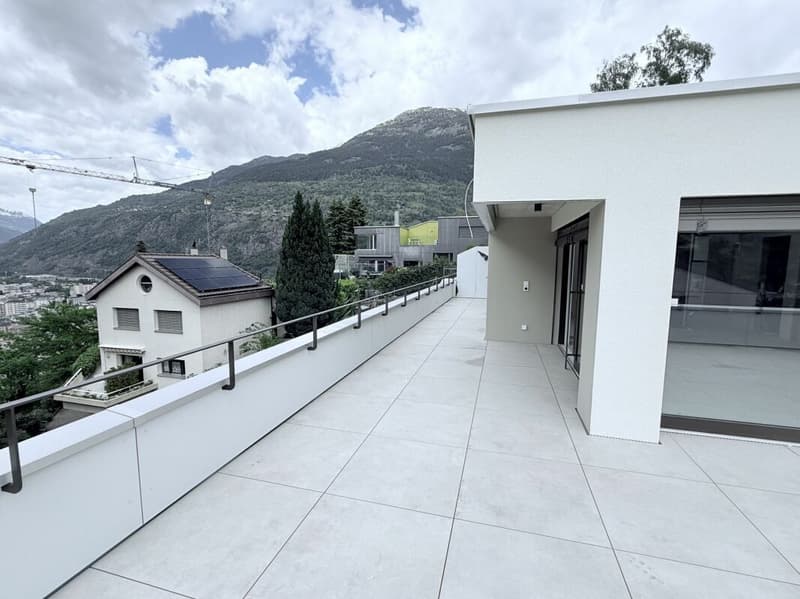 Einzigartige Dach Wohnung mit alpinen Weitblick in Brig und grosser Sonnenterasse (3)