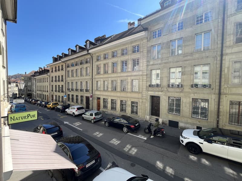 EN PLEIN COEUR DE LA VILLE (6)