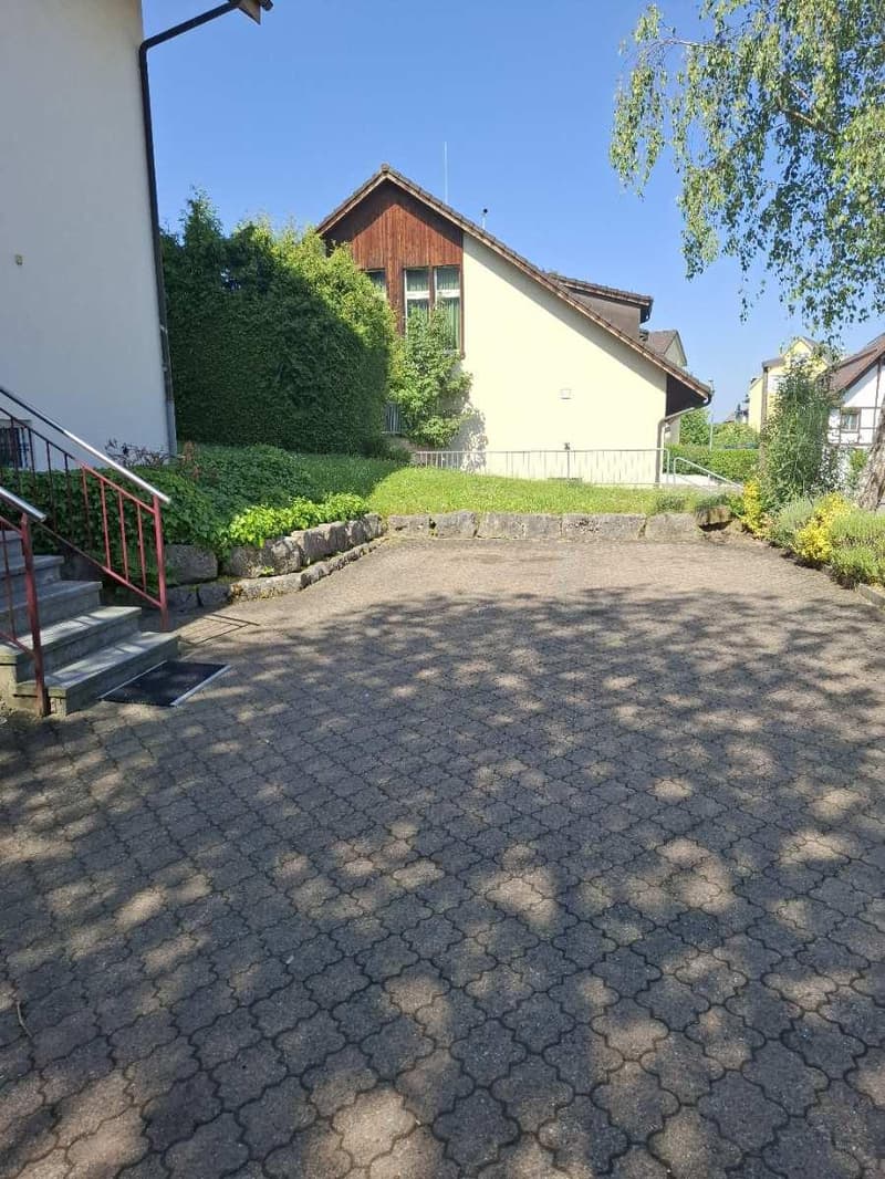 Aussenplatz an guter Lage in Dällikon zu vermieten (1)