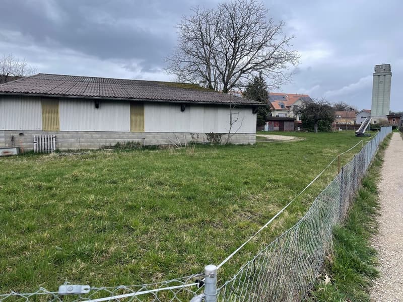RESERVE - Projet avec permis de construire pour 3 villas à Corcelles-près-Payerne (1)