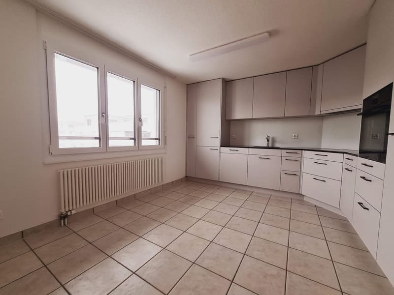 Tolle 4.5 Zimmerwohnung in mitten von Aarburg (2)