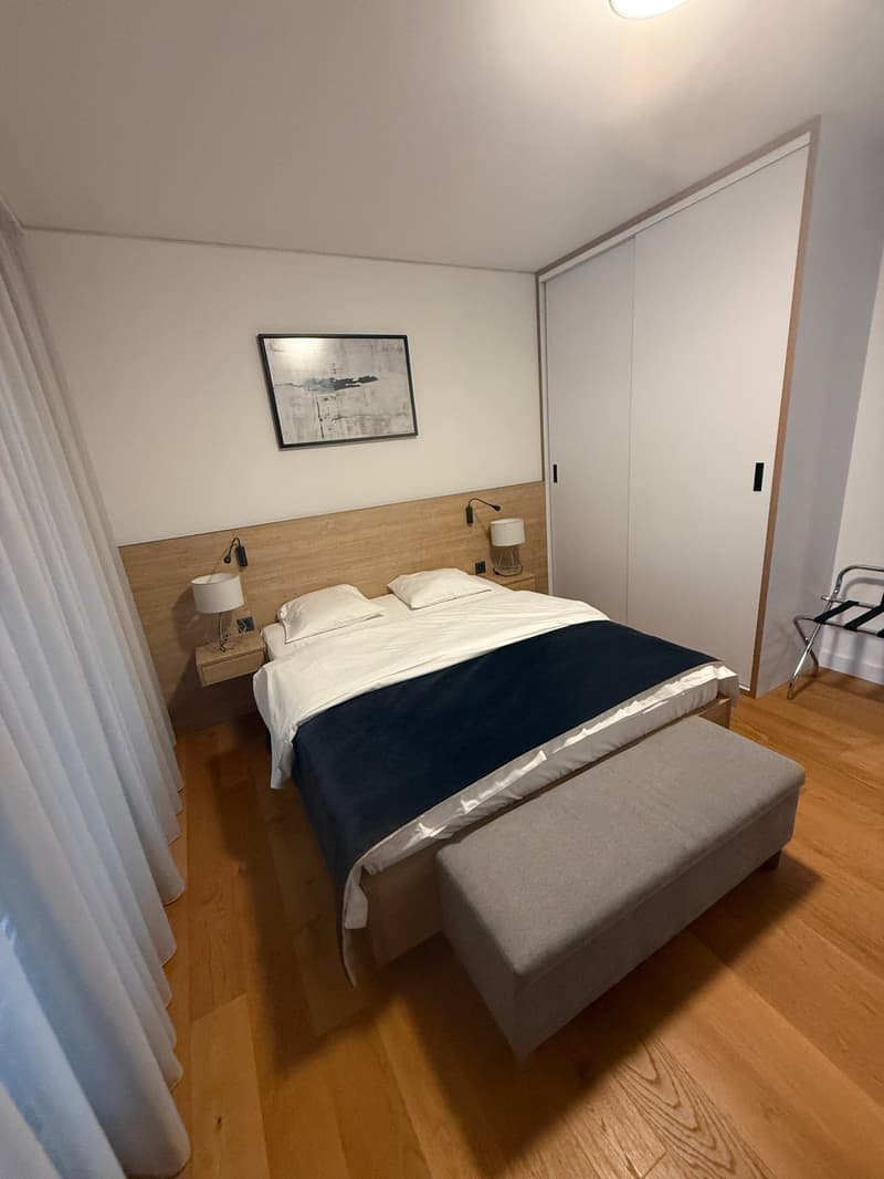 Exklusive möblierte 3.5 Zimmer Stadtwohnung nahe Bahnhof Zug (8)
