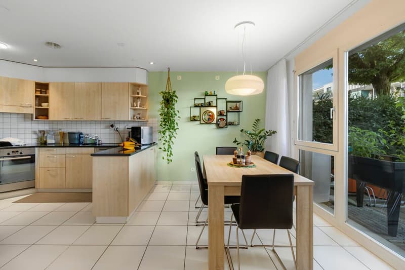 Maison en rangée de 5,5 pièces à Embrach - Opportunité d'investissement sur un marché en croissance (2)