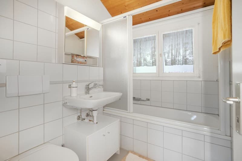 4,5-Zi-Maisonetten-(Ferien-)Wohnung auf der Lenzerheide (12)