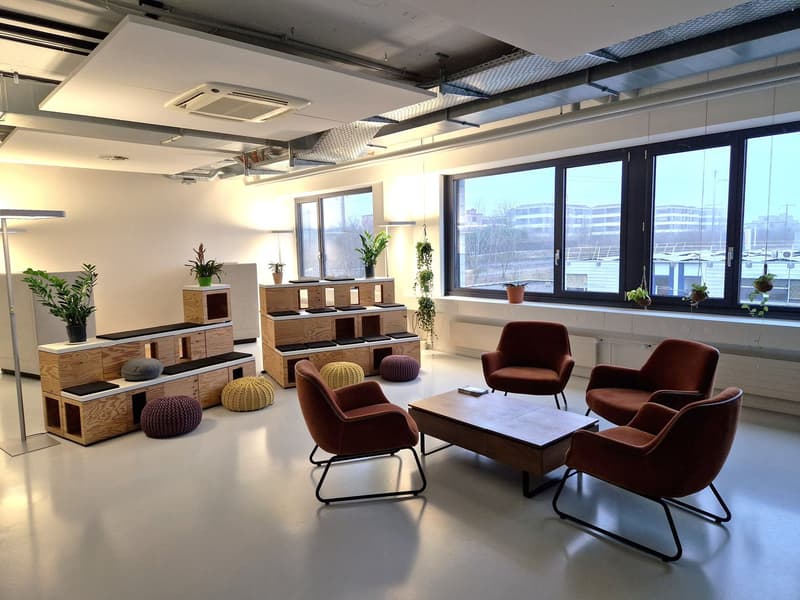 Klimatisierte Büro-/Gewerbeflächen in attraktiver Gewerbeliegenschaft (8)