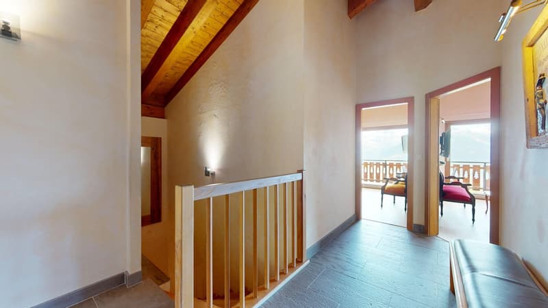 Stunning 5-Room Chalet with Pool and Panoramic Mountain Views in Nendaz (10)