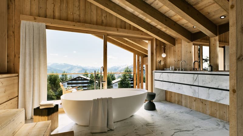 Exceptional 14-Room Luxury Chalet (19)
