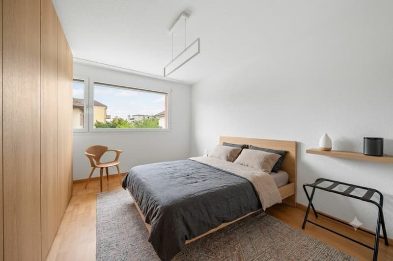 Wohnen mit Charme und Lebensqualität - stilvolles 4.5-Zimmer-Doppeleinfamilienhaus in familienfreundlicher Lage (8)