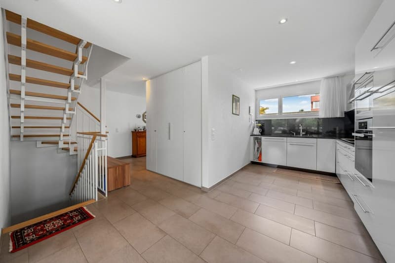 Wohnen mit Charme und Lebensqualität - stilvolles 4.5-Zimmer-Doppeleinfamilienhaus in familienfreundlicher Lage (5)