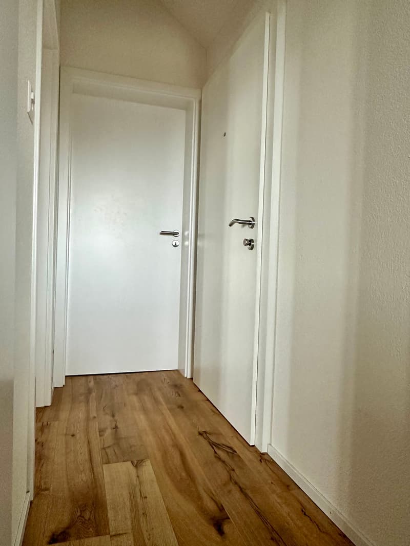 Charmante 3-Zimmer-Dachwohnung in historischem Gebäude in Walzenhausen (2)