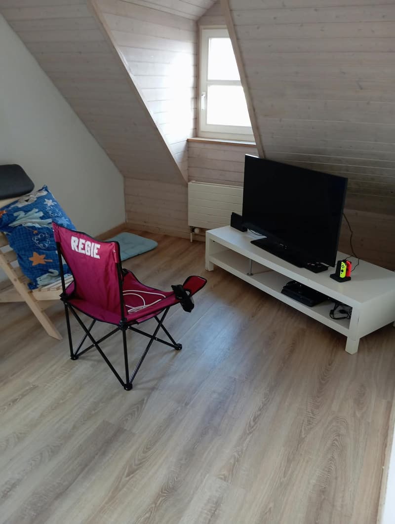 Charmante 5.5-Zimmer-Wohnung im Erdgeschoss in Kirchberg (5)
