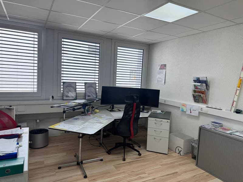 Helles Büro mit 105 m² im 2. OG in Egg – sofort verfügbar (4)