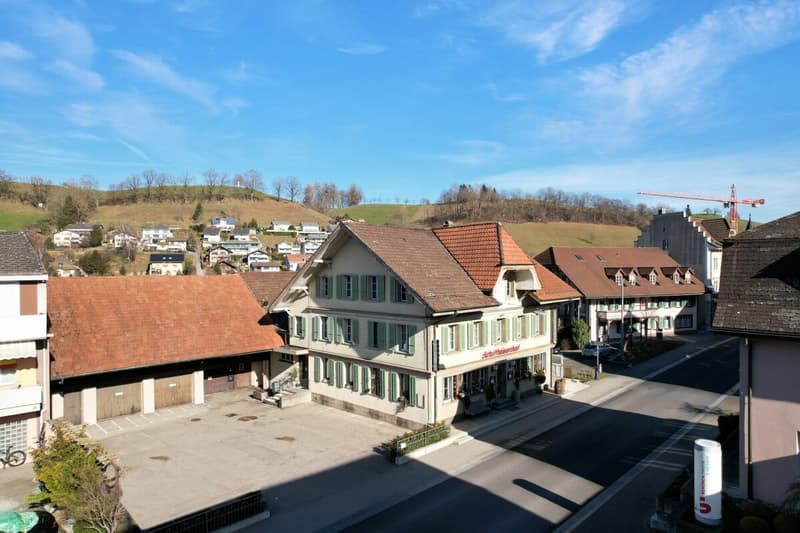 Bahnhofstrasse 8, 4950 Huttwil