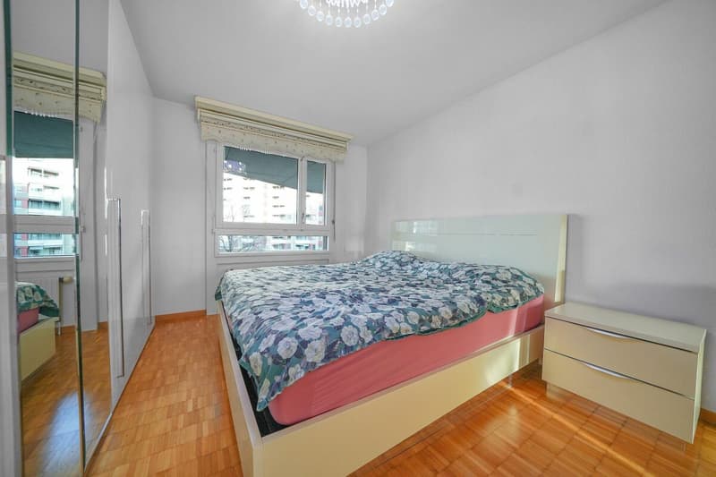 Appartement lumineux, central 4.5 pièces avec vue imprenable (10)