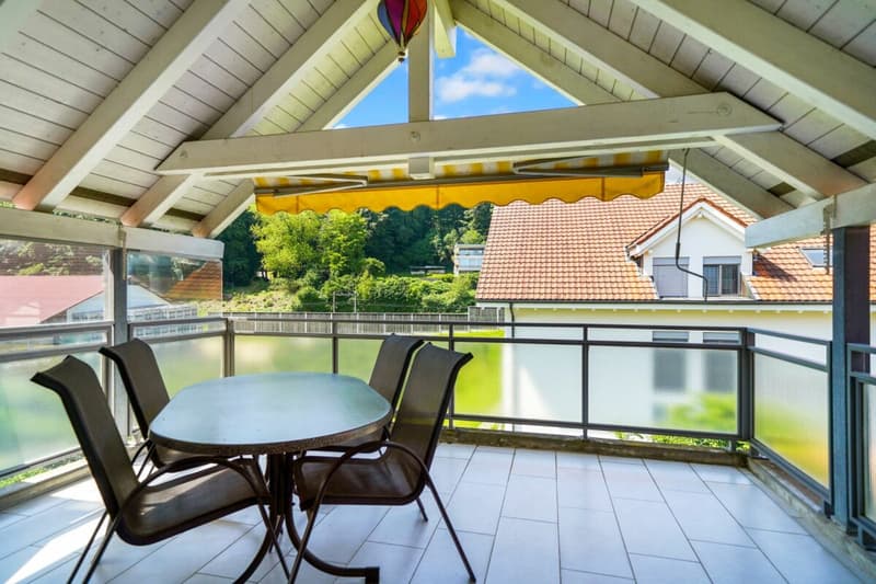 Grosszügige 5.5-Zimmer Maisonette Wohnung im Herzen von Studen (12)