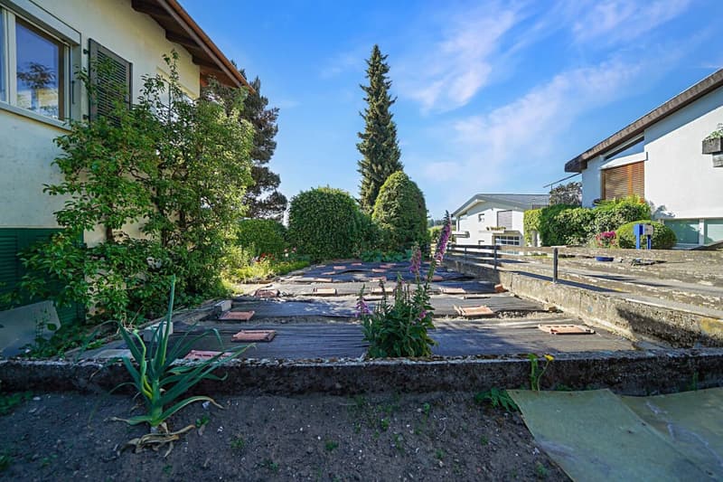 Freistehendes 5-Zimmer Einfamilienhaus an toller Lage in Meikirch (12)