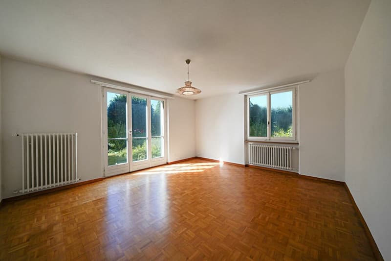 Freistehendes 5-Zimmer Einfamilienhaus an toller Lage in Meikirch (9)