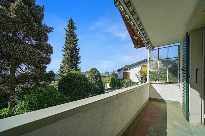 Freistehendes 5-Zimmer Einfamilienhaus an toller Lage in Meikirch (5)