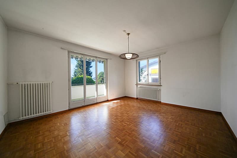 Freistehendes 5-Zimmer Einfamilienhaus an toller Lage in Meikirch (2)