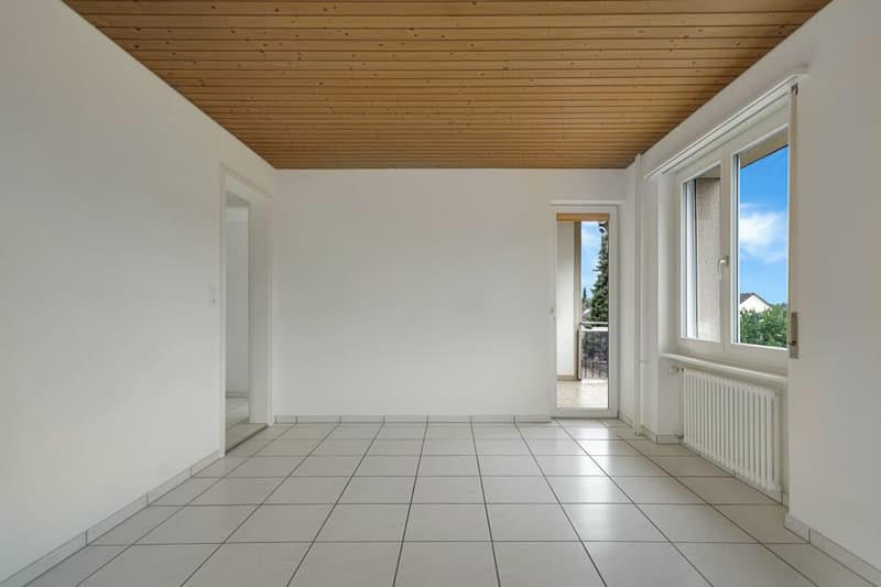 Attraktive 4.5 Zimmer Wohnung in Lostorf (2)