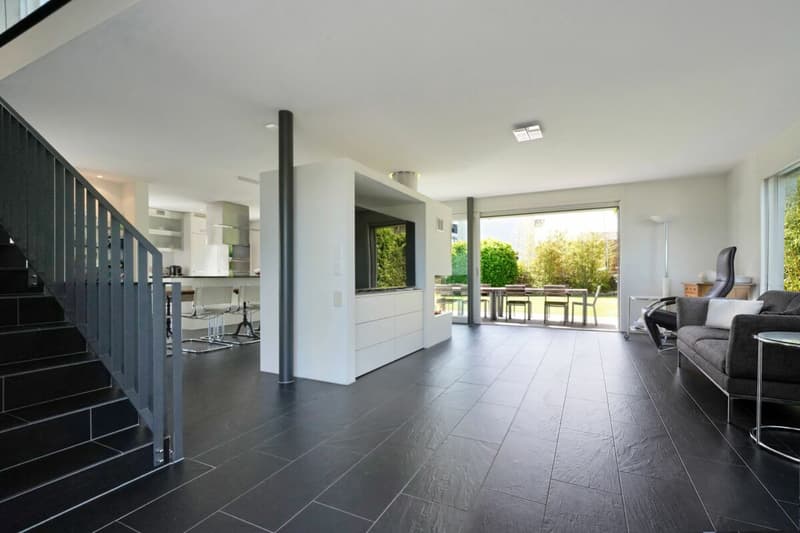 Sonnige 5.5 Zimmer Villa in See Nähe (2)