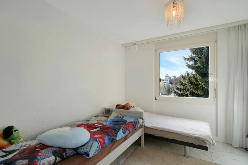 Neuwertige 4.5-Zimmer Wohnung an Top Lage in Flamatt (9)