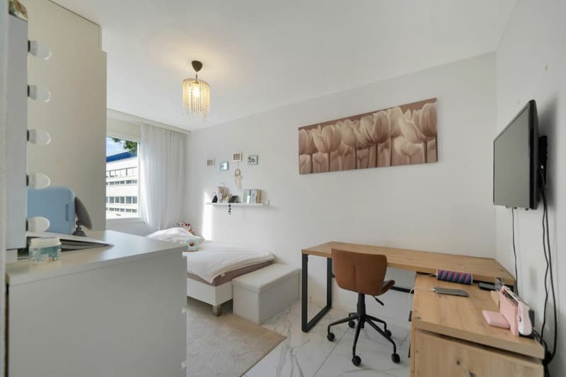 Neuwertige 4.5-Zimmer Wohnung an Top Lage in Flamatt (8)