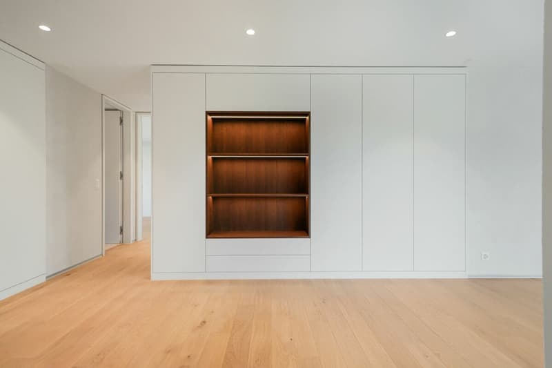 Exklusive 4.5 Zimmer Neubau Terrassenwohnung mit atemberaubender Weitsicht über den Murtensee (8)