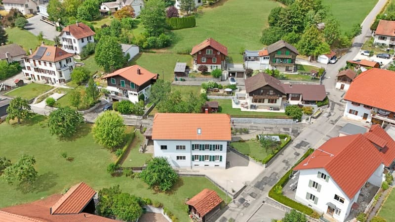 Maison de deux appartements - Un potentiel qui s'adapte à vos envies (2)
