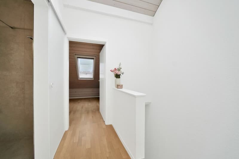 Ein Zuhause zum Verlieben - Moderne 3.5-Zimmer-Dachwohnung mit Charme (10)
